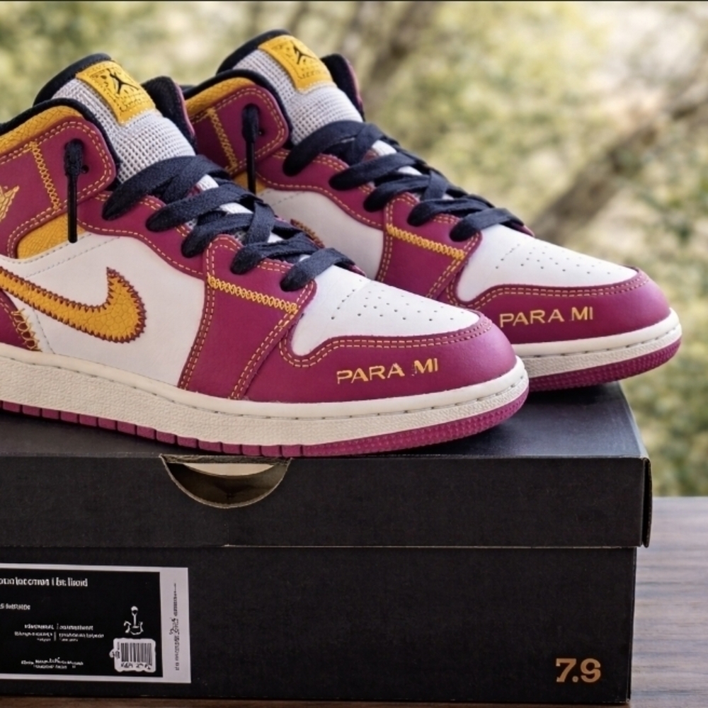 Kids Día de los Muertos Pink & Gold Sneakers - Familia Edition
